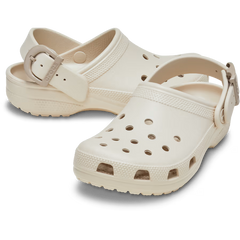 Classic Enamel Buckle Clog